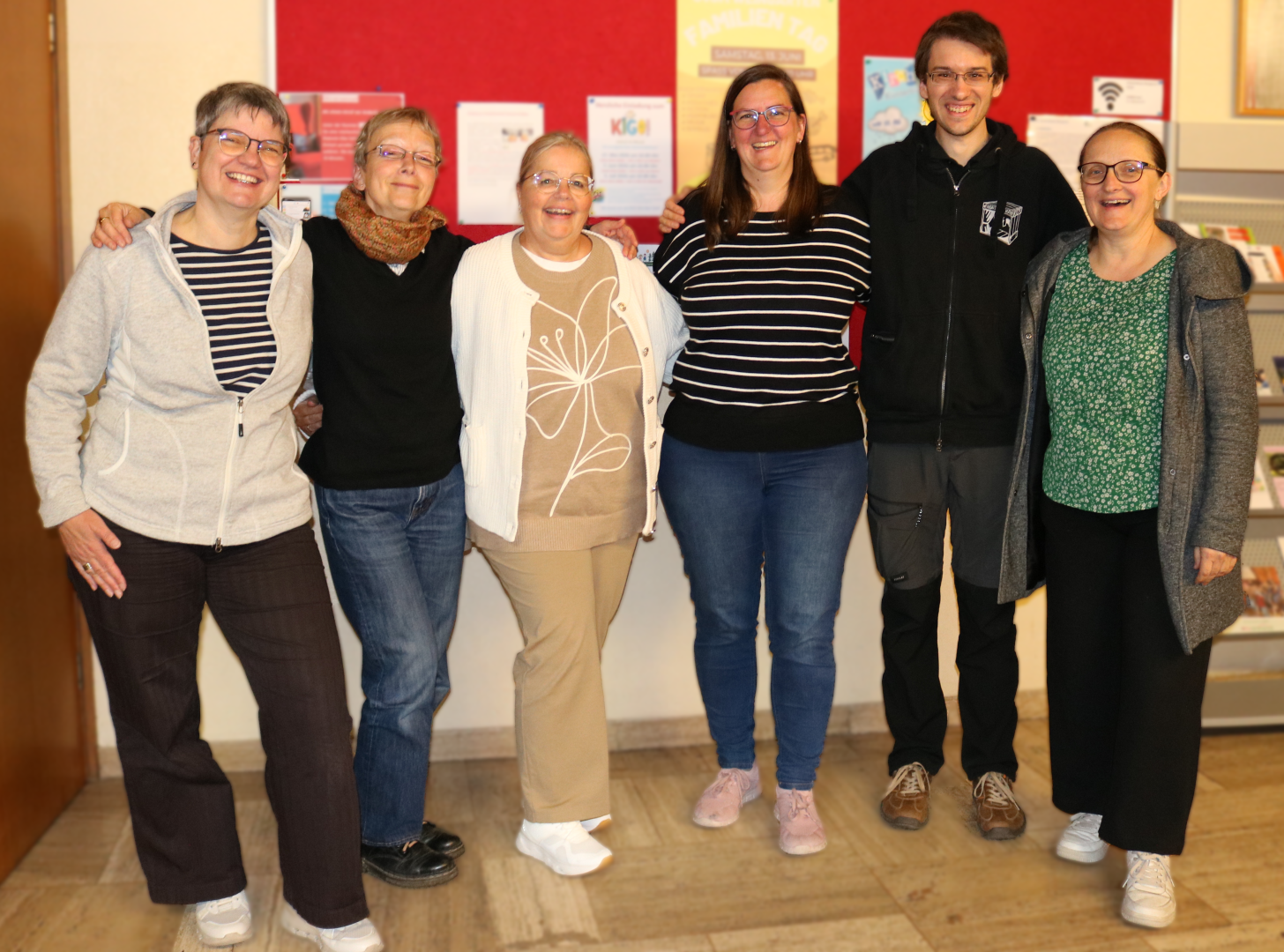Ein Gruppenfoto mit der neuen Vorstandschaft